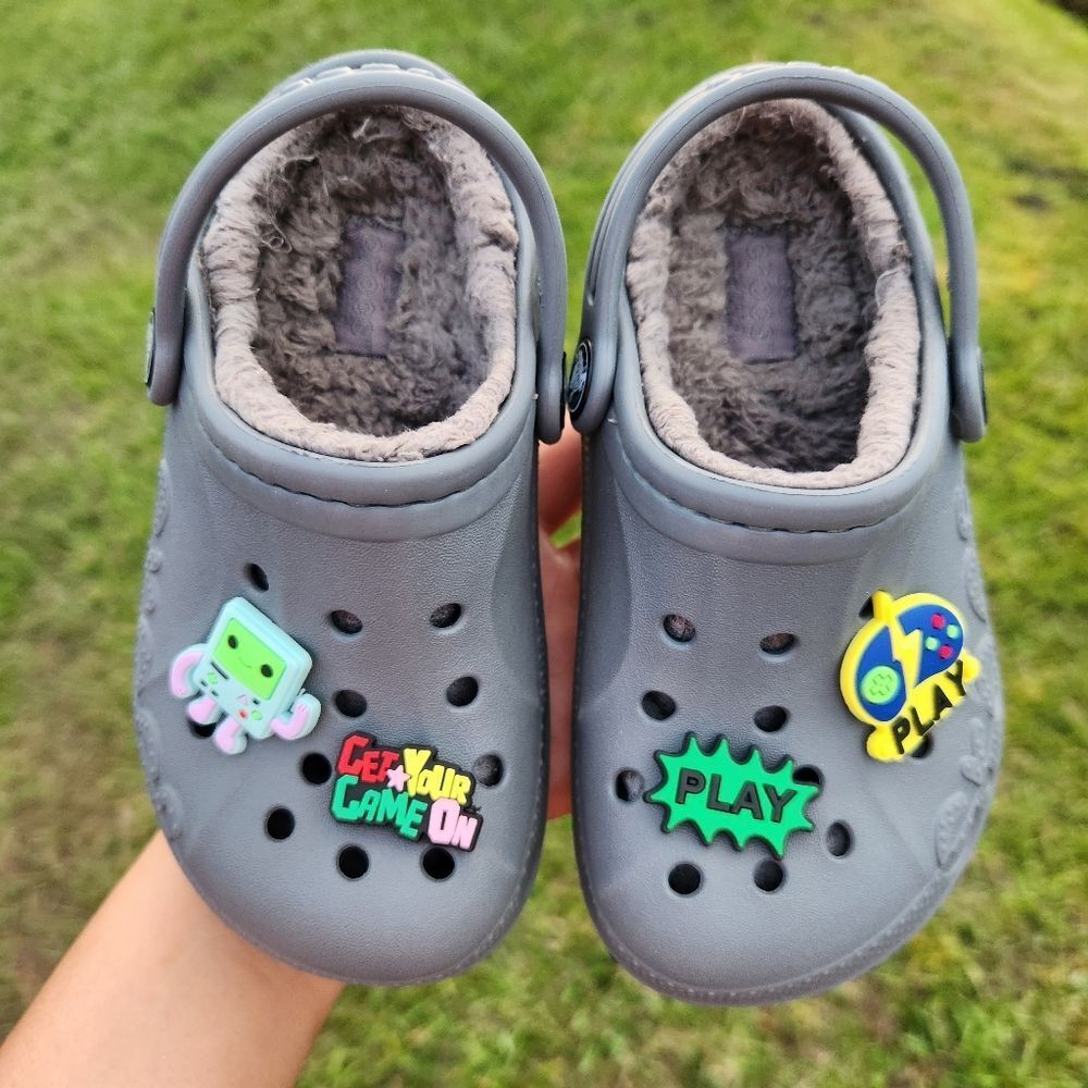 Crocs Kids Classic Baya Gray Lined Dual Clogs Charms Included Size C10 4-5 Years - Picture 6 of 15